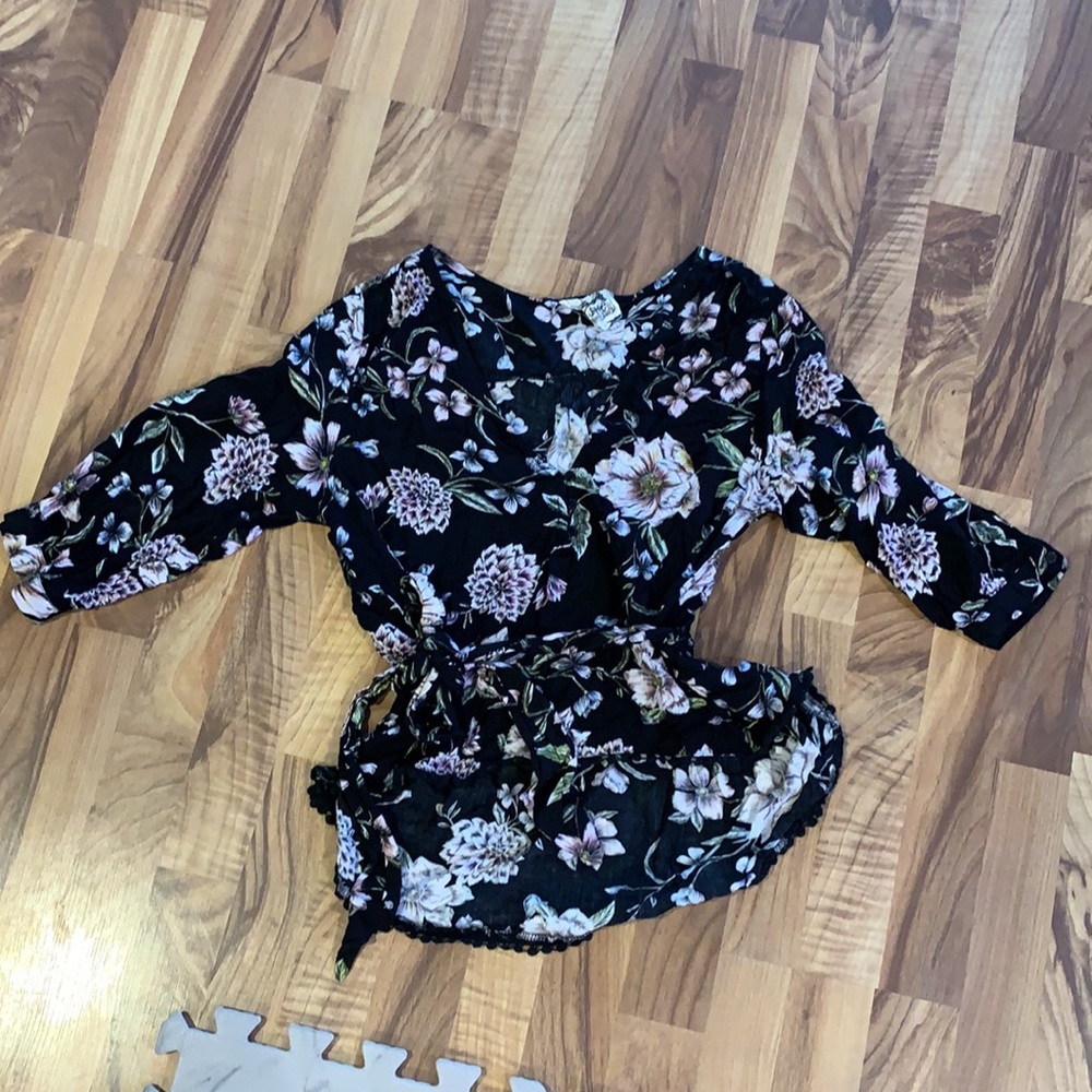 Flower pattern top - Picture 5 of 5